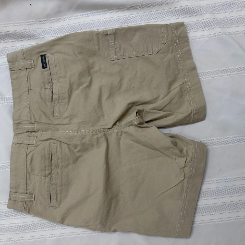 Men's Casual Tan Flat Front Shorts